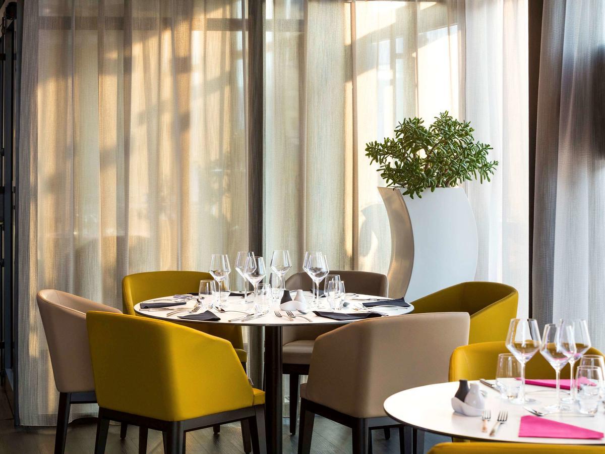 Mercure Cherbourg Centre Port Exteriör bild
