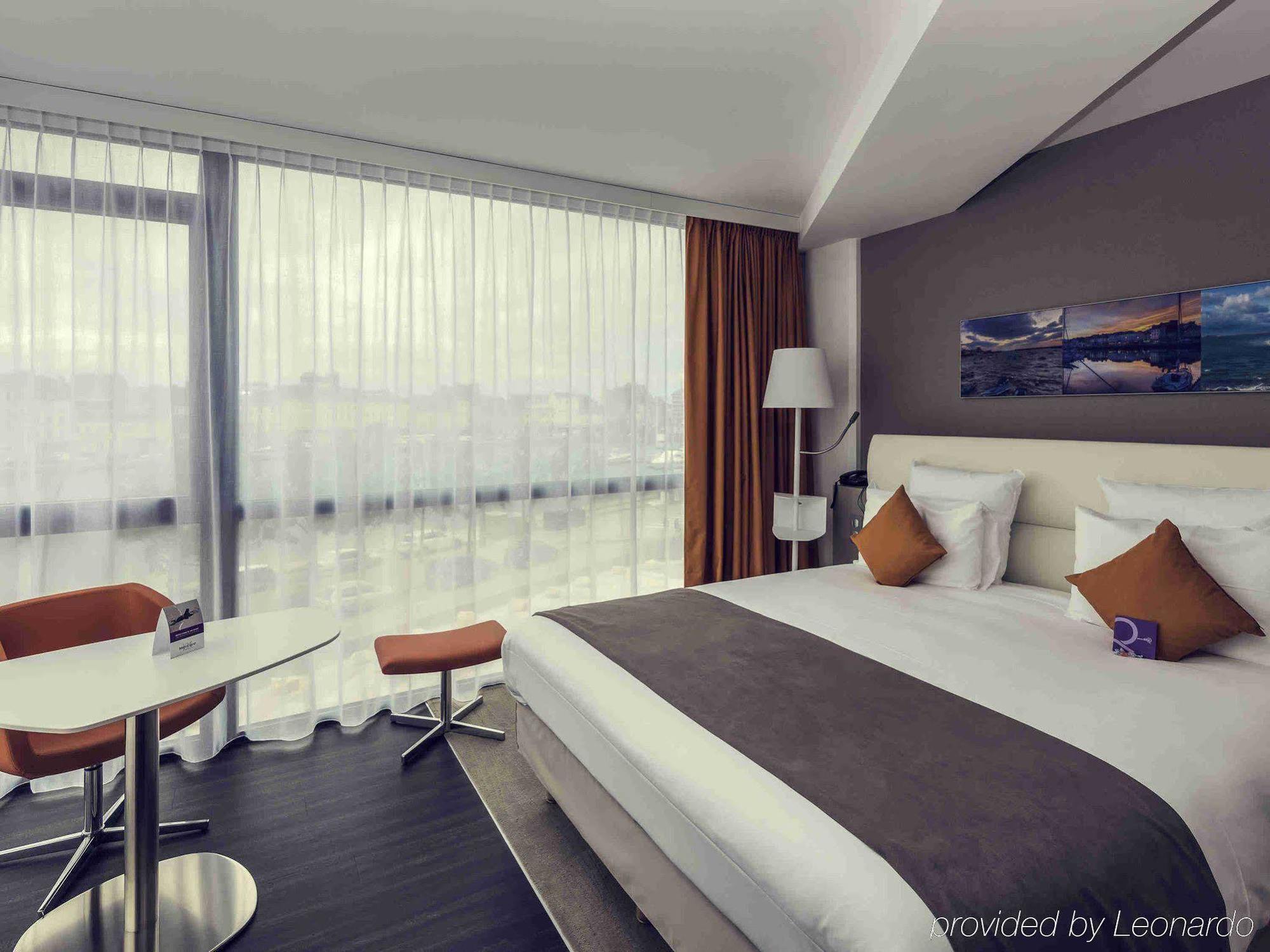 Mercure Cherbourg Centre Port Exteriör bild